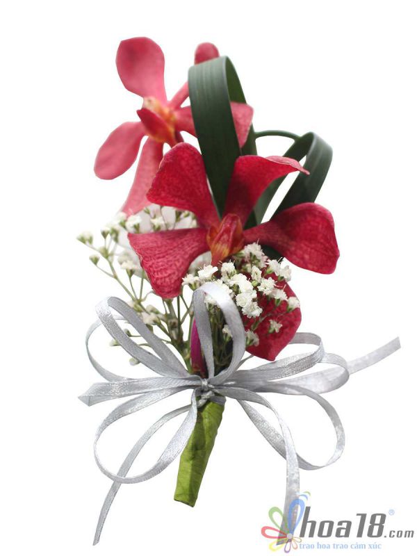 Cách chọn hoa cài áo ngày cưới cho cô dâu chú rể - Hoa18.com